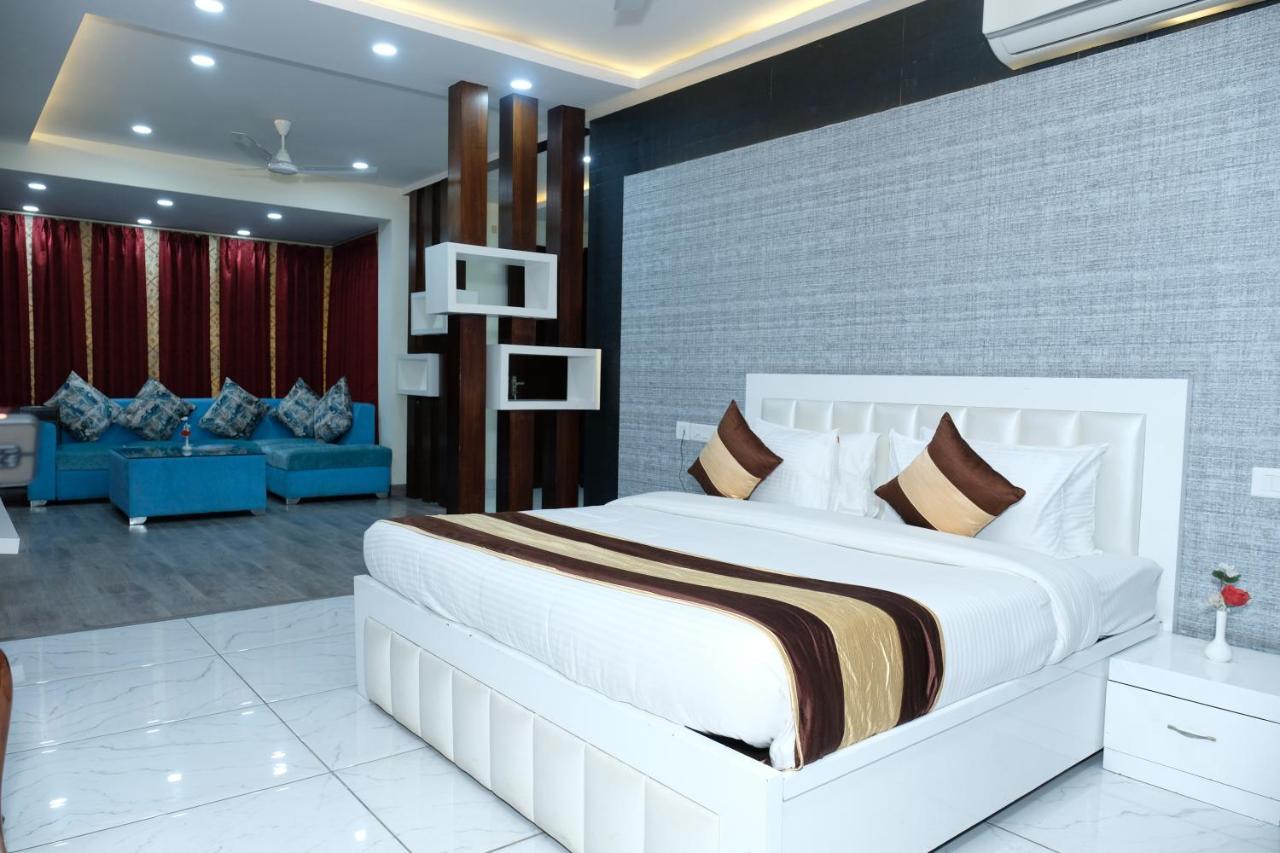 Black Mango Resort Kala Amb ภายนอก รูปภาพ