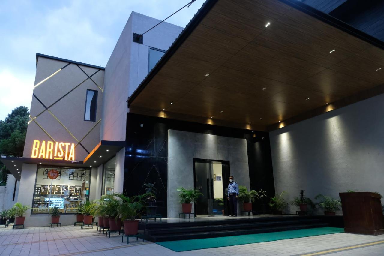 Black Mango Resort Kala Amb ภายนอก รูปภาพ