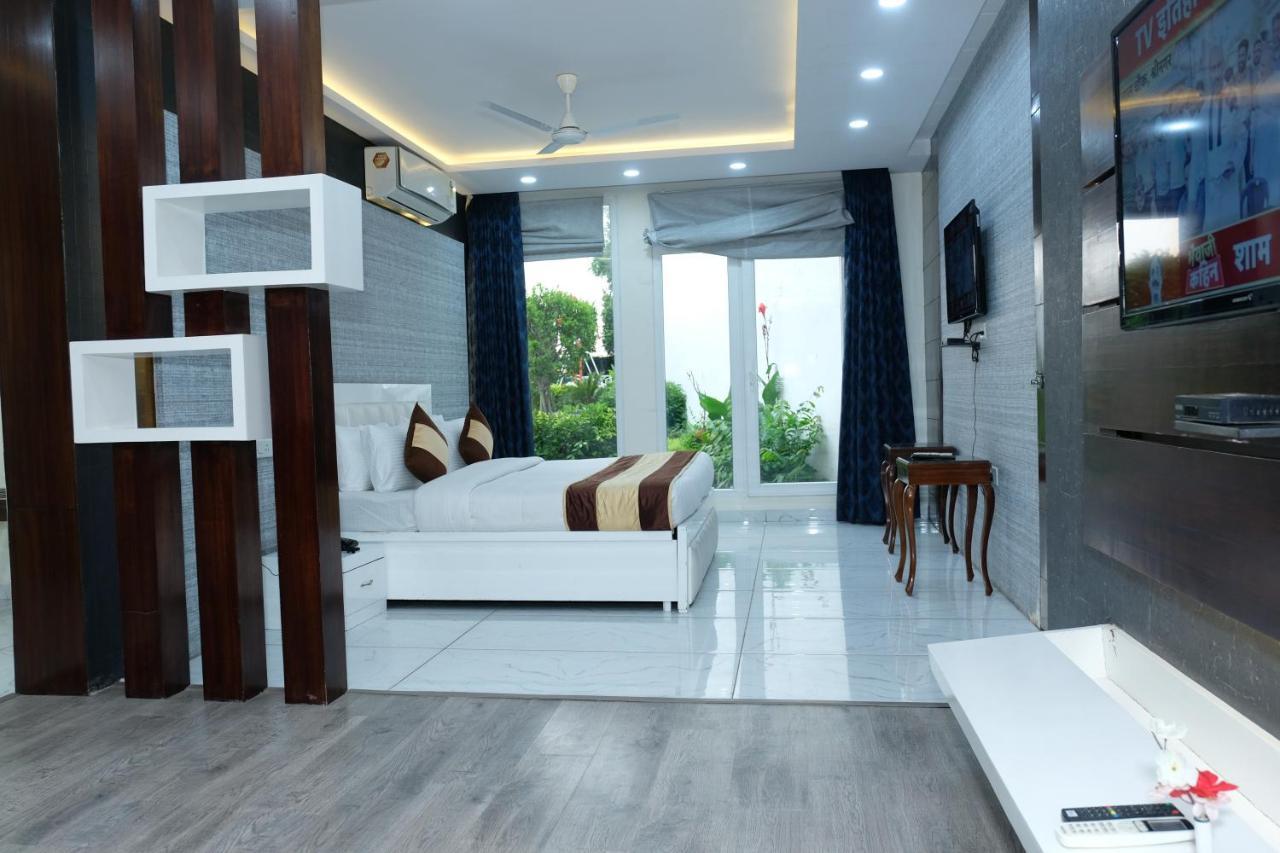 Black Mango Resort Kala Amb ภายนอก รูปภาพ