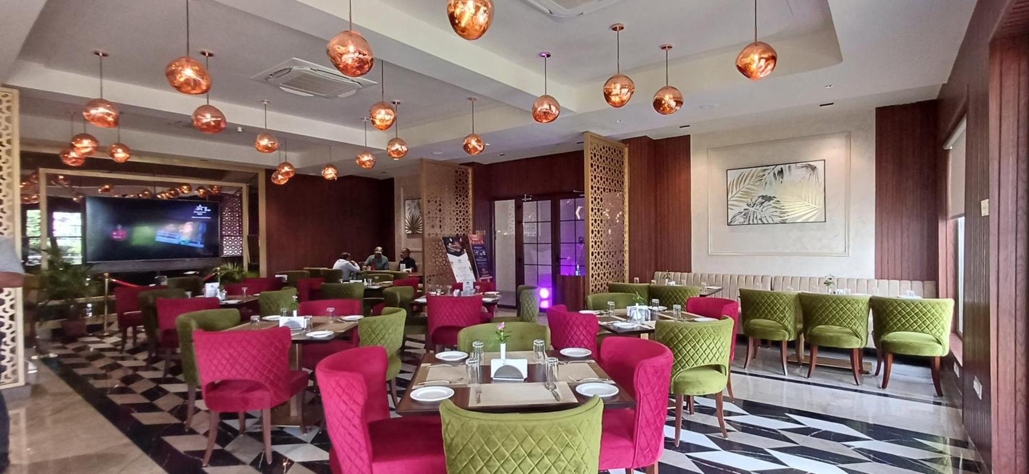 Black Mango Resort Kala Amb ภายนอก รูปภาพ