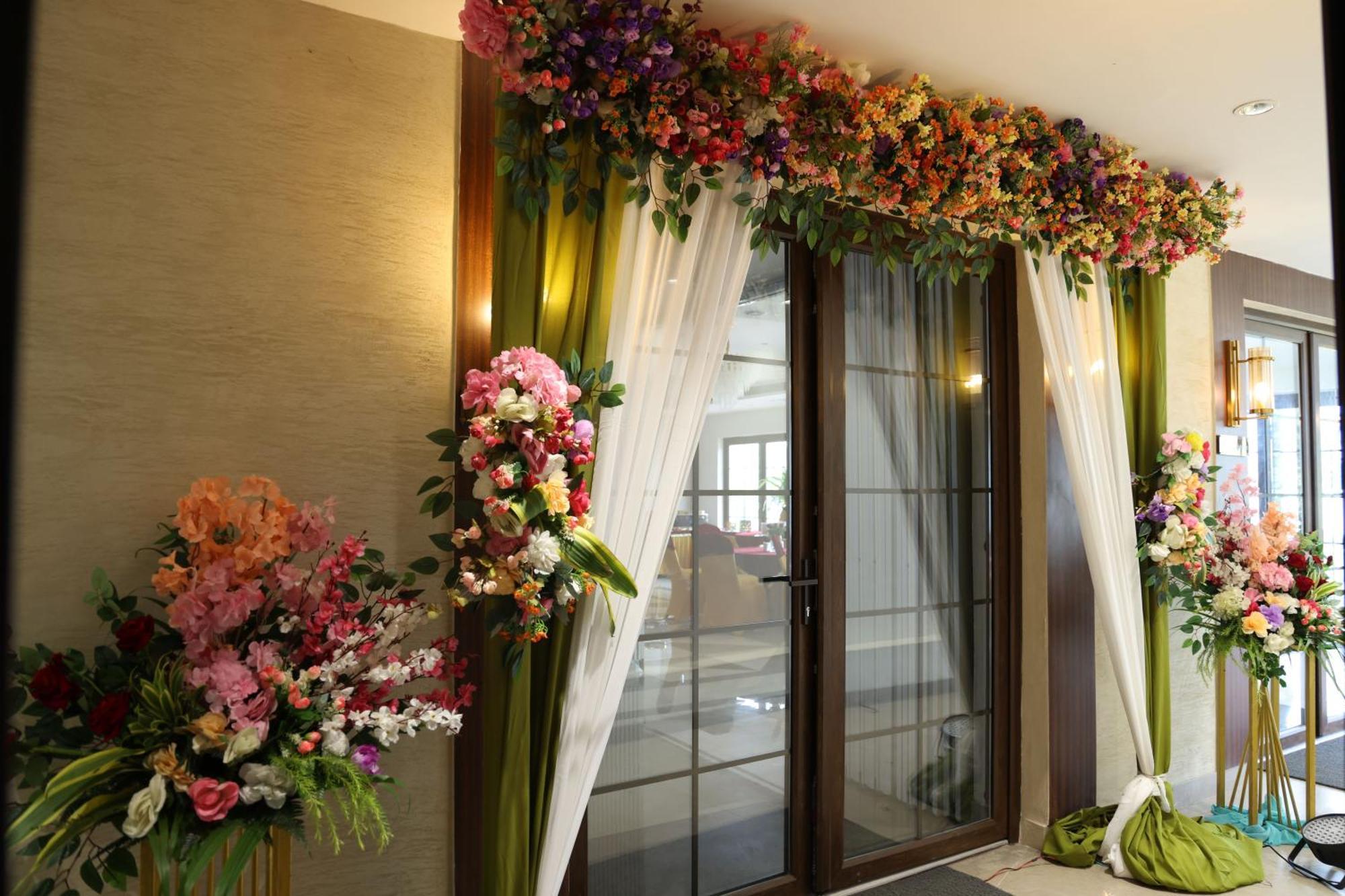 Black Mango Resort Kala Amb ภายนอก รูปภาพ